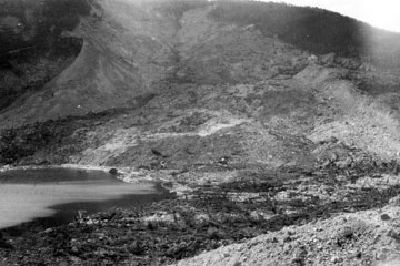 One of the largest landslides in historic times produced the Gros Ventre slide